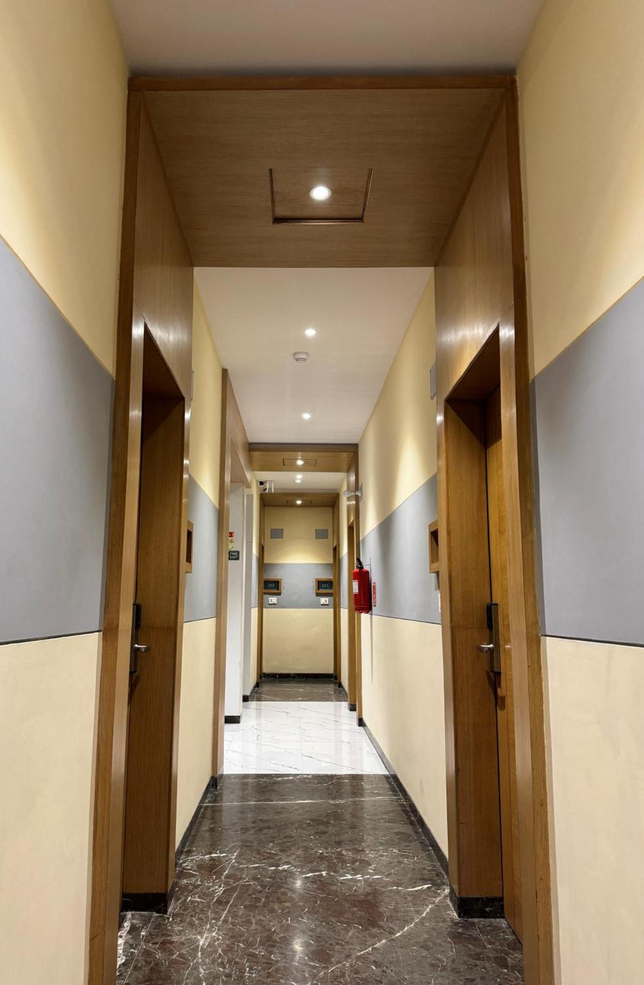 Hotel Galaxy Mumbai Kültér fotó
