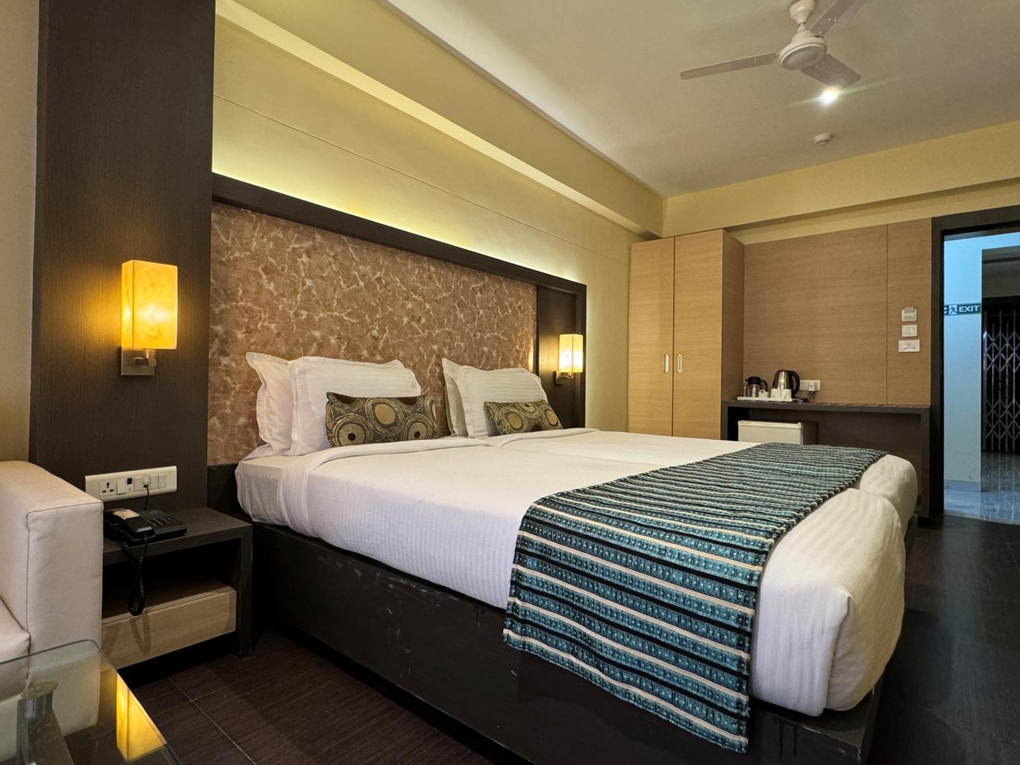 Hotel Galaxy Mumbai Kültér fotó