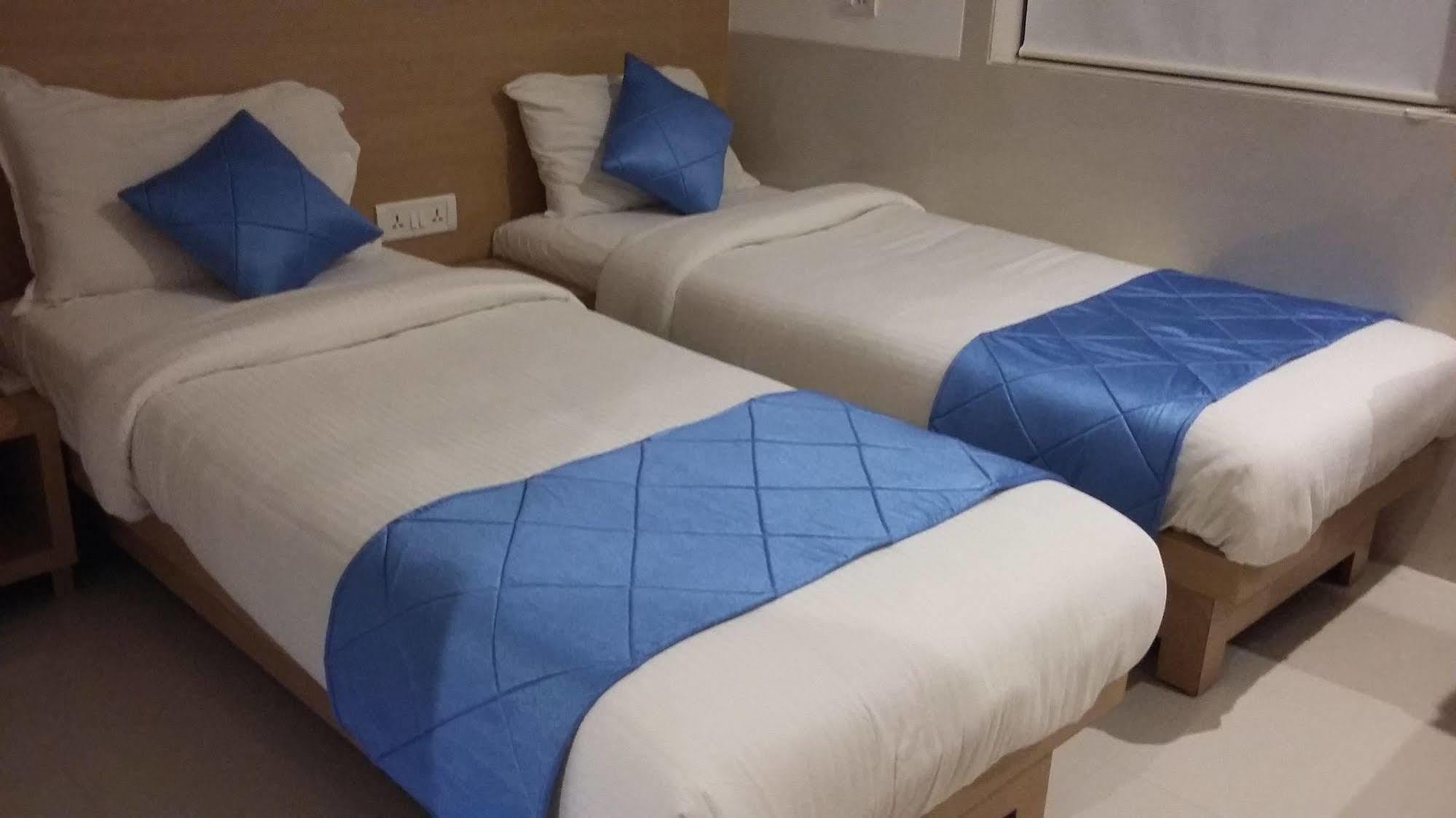 Hotel Galaxy Mumbai Kültér fotó